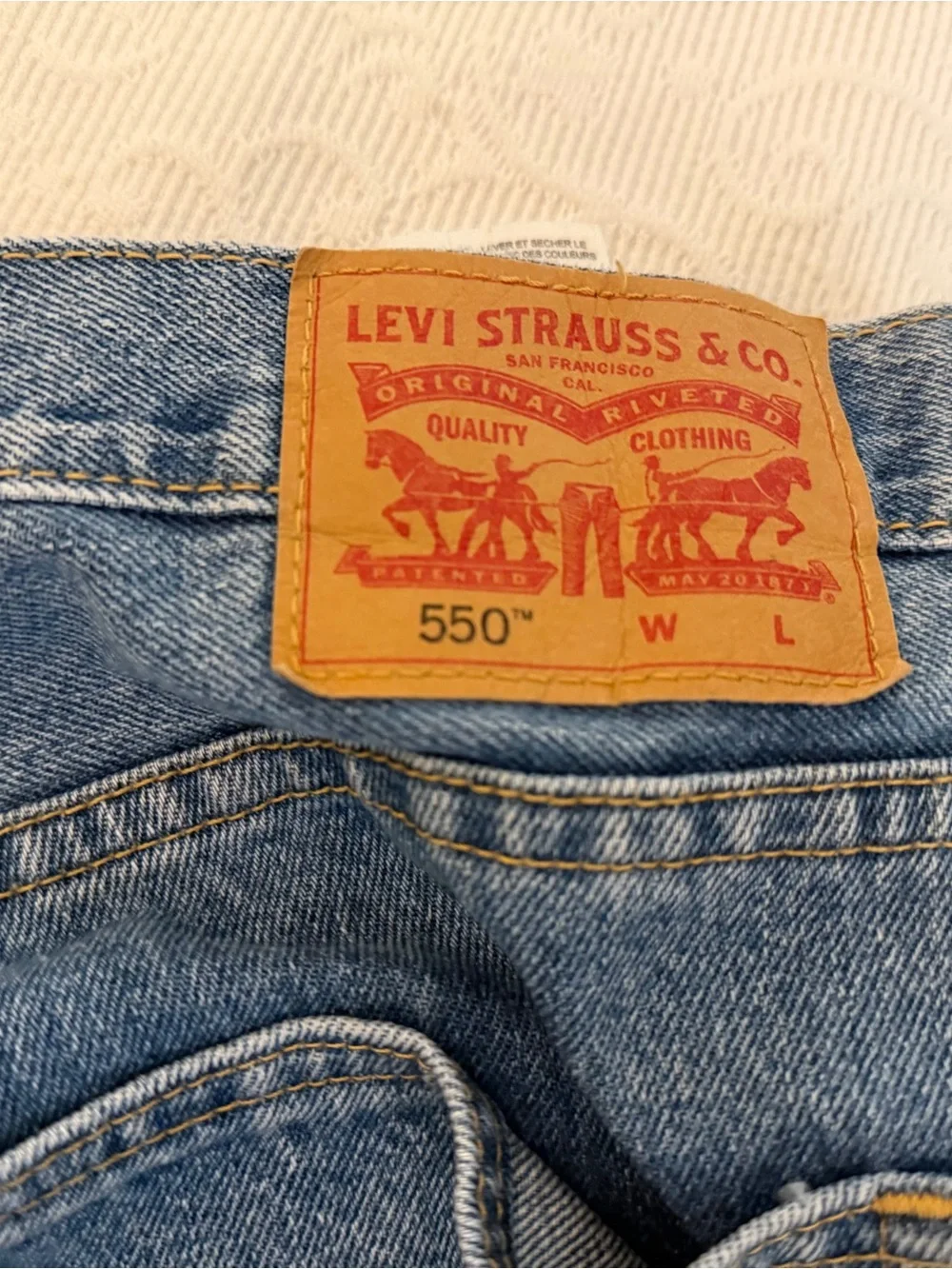 Levi’s 550 Relaxed Fit Blue Denim Jeans Men’s W L High Rise Vintage Style